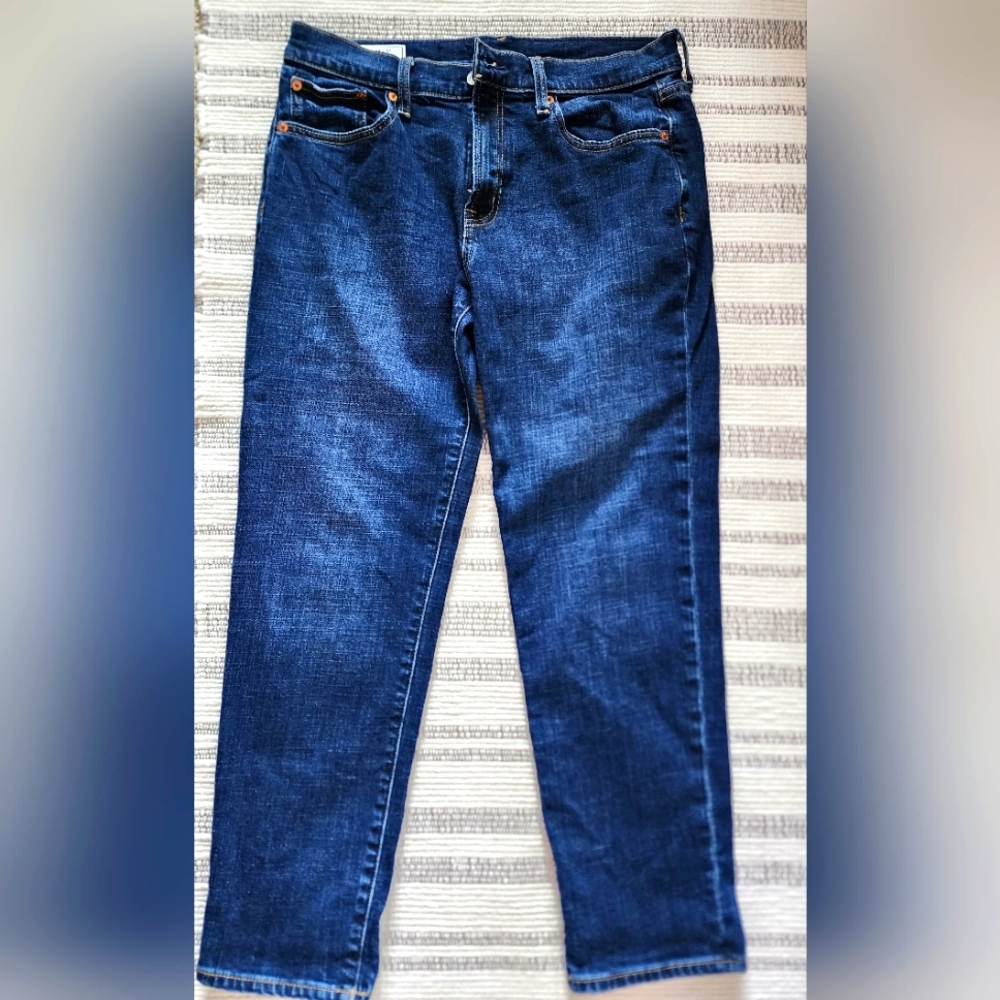 GAP girlfriend mid rise jeans
